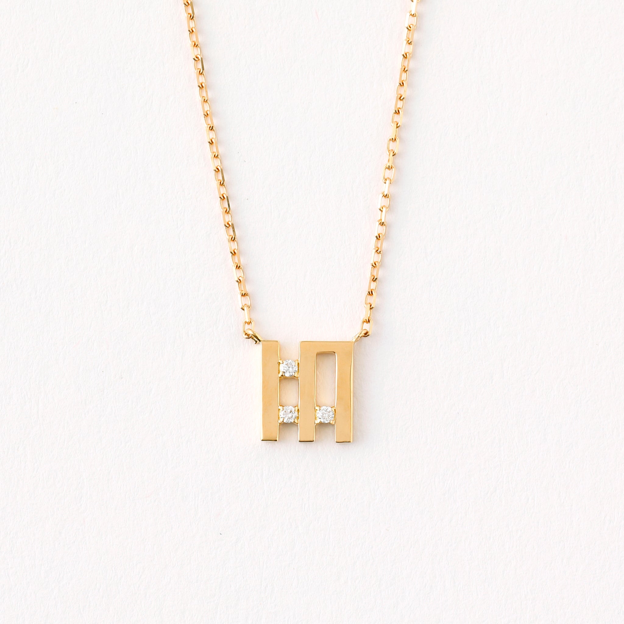 Diamond Necklace in 18K Yellow Gold